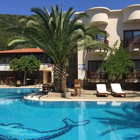 アパート Sleeps 2, Shared Pool - Awz 304, 1 *